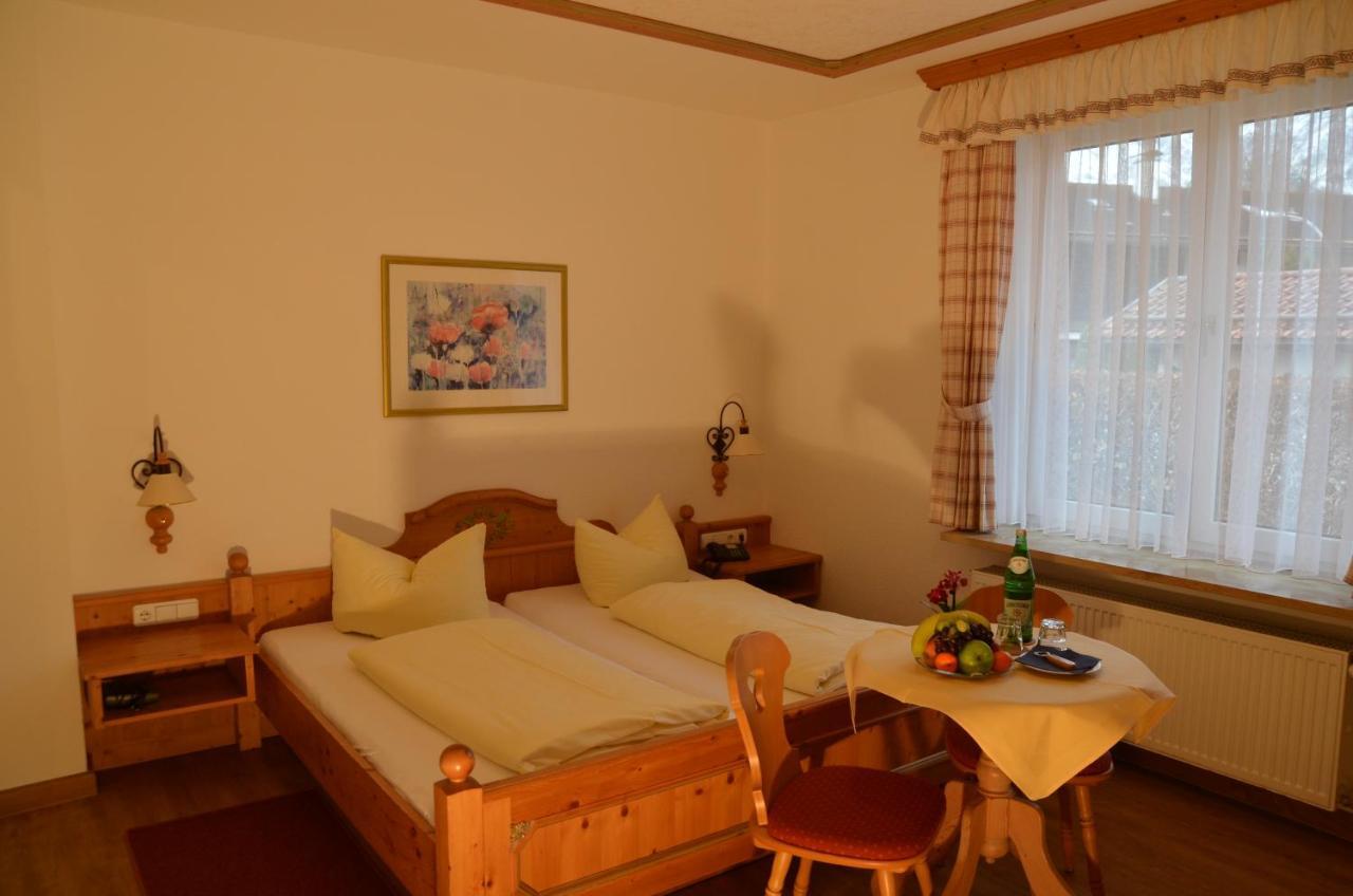 Gaestehaus Maria Garmisch-Partenkirchen Exterior photo